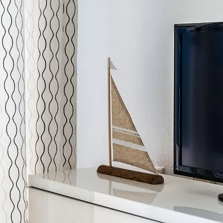 Lxr La Carihuela Sea Views 3hab شقة *